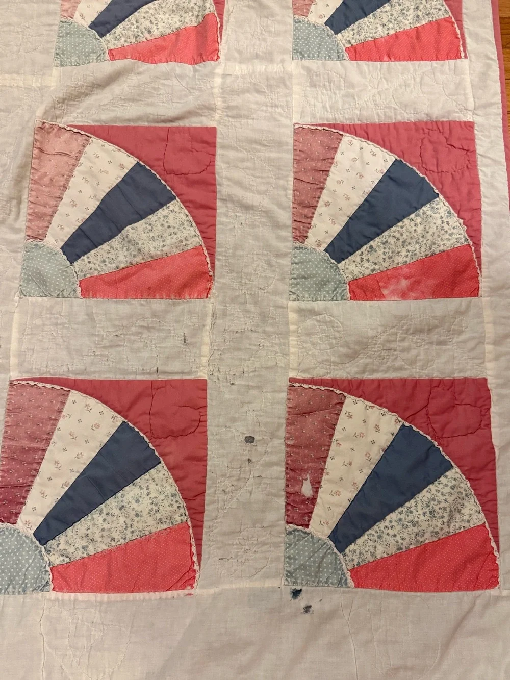 Vintage-Pink Fan Grandma Handstitched Patchwork Quilt - Signed & dated 1980